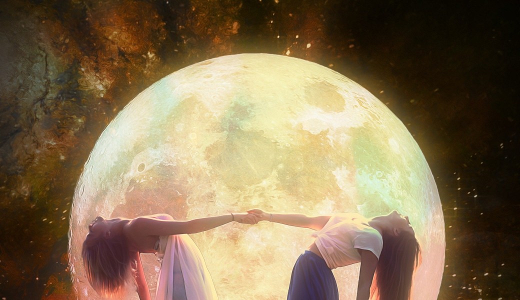 Danse de pleine lune août