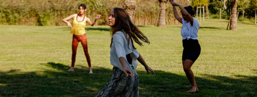 Danse libre en ligne - Accueillir l'été en son corps