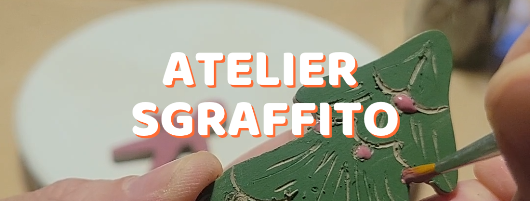 Décore ton ornement de sapin en céramique