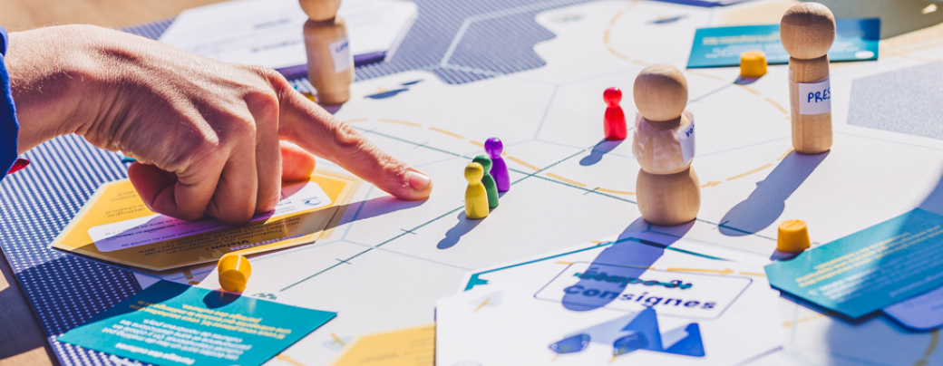 Découverte du jeu "Naviguer en Incertitude" - Fresque de la Prospective 