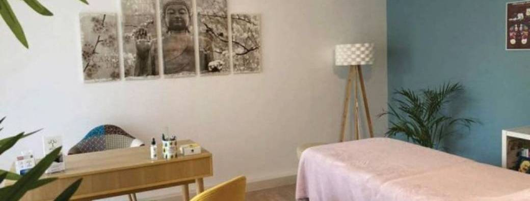 Découvrir L'INTELLIGENCE DES MAINS, un atelier chaleureux pour prendre soin de vous autrement.
