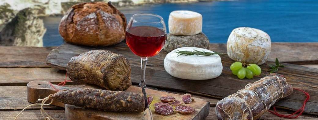Degustazione di vinu corsi