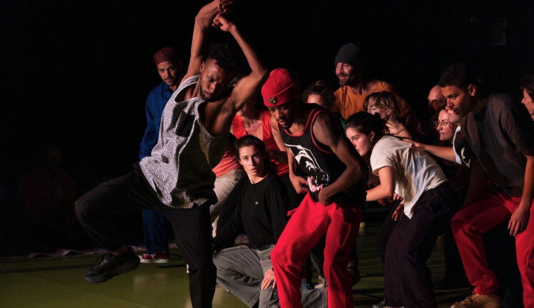 Des danses & des luttes - Salle 1 Le Hangar