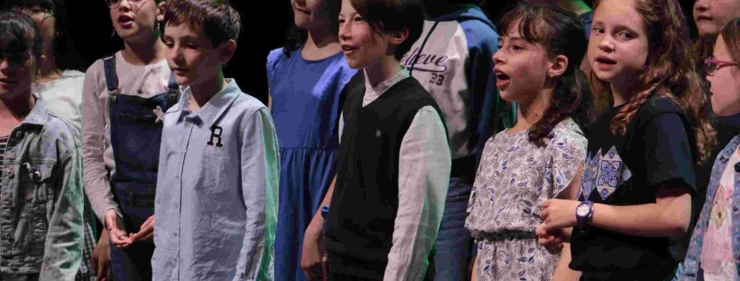 Différents ? Ensemble !