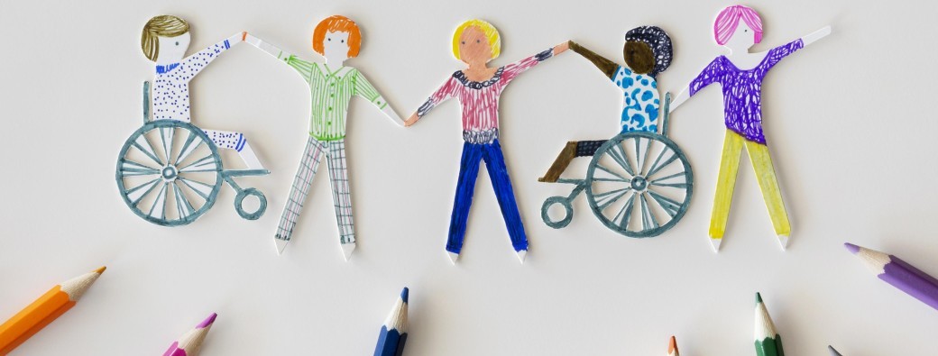 Dispositifs inclusifs, dans et hors de l'école