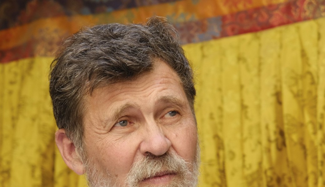 Dr Jacques VIGNE "Sourire au delà du souffrir"