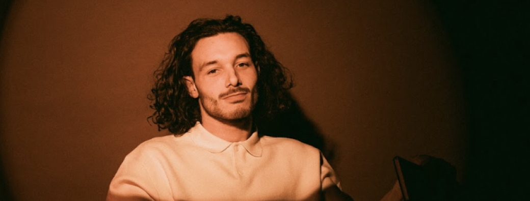 Enzo Ricci dans Quetzal