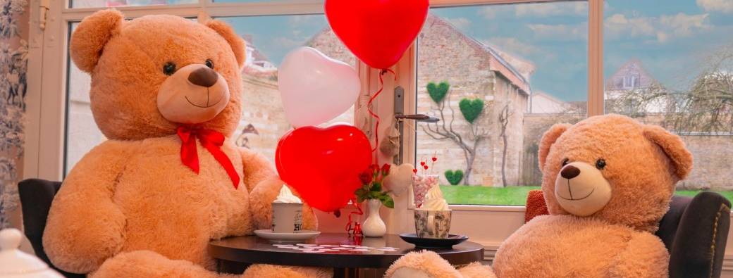 La table des âmes heureuses au Passage Merveilleux