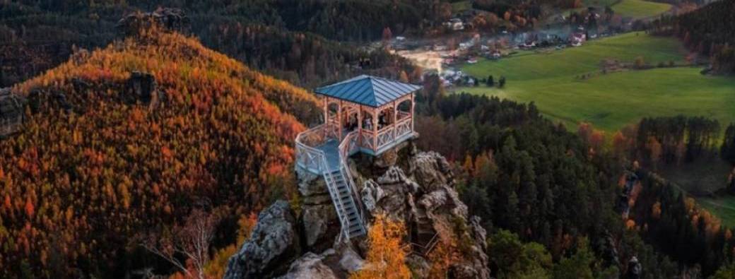 EXPAT UNT - Bohemian Switzerland Autumn Escape: Jetřichovice Views & Forest Trails