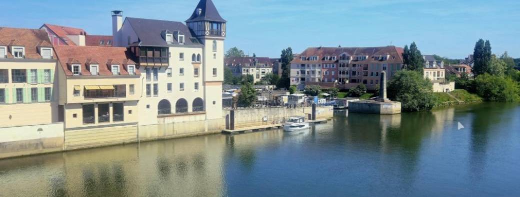 EXPAT UNT  - Cergy Summer Escape: Waterfronts, Beaches & Hidden Riviera Near Paris