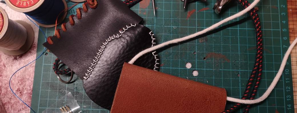 Fabrication d'un porte monnaie en cuir recyclé 