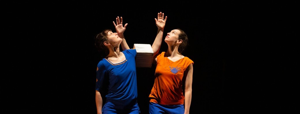 Môm'spectacle - spectacle Carrément cube