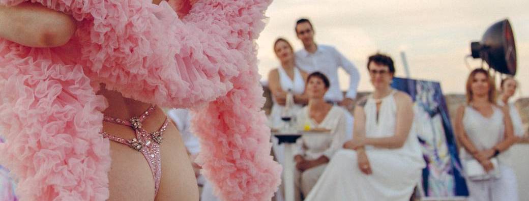 Riviera — Paris Burlesque Show