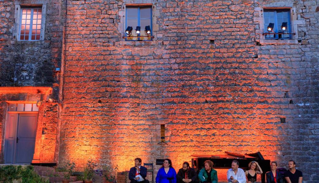 Formation lumière > pour les bénévoles d'associations