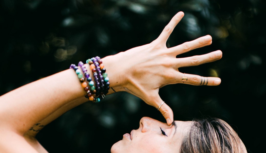Formation Pro Yoga et Résilience au Féminin