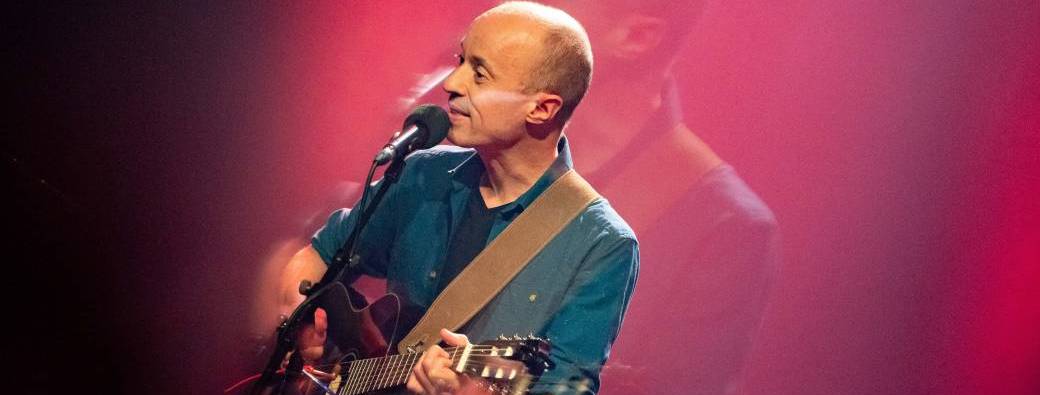 Frédéric Fromet se tient à carreaux