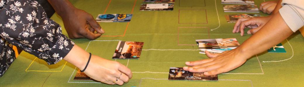 Fresque du Textile  - à LA ROCHELLE x FASHION REVOLUTION WEEK