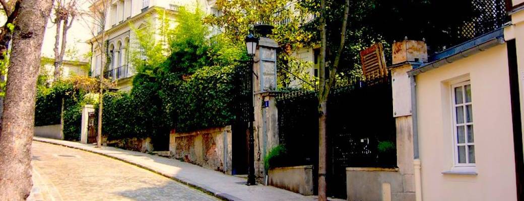 Friday Walk + Apéro! (Paris 9e)