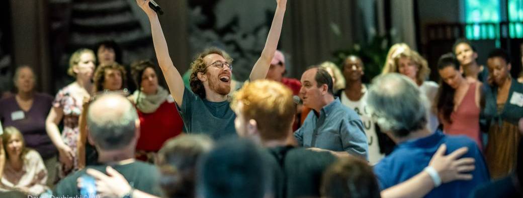 Gaël Aubrit et son choeur de circlesongs