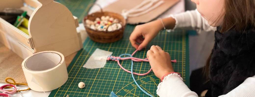 Atelier ENFANT - Bracelets MACRAMÉ et goûter / Carqueiranne