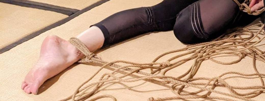 Initiation au shibari, en mixité choisie sans hommes cisgenres
