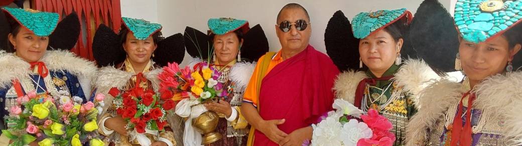 Je m'investis dans les projets de Rinpoché au Ladakh