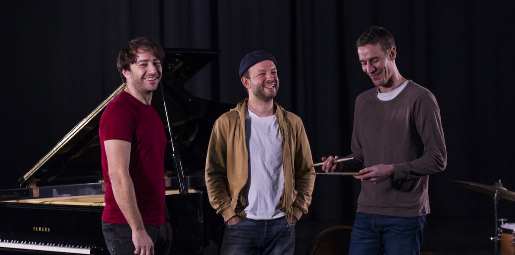 Julien Brunetaud Trio "Feels Like Home" / Jazz sur la Ville Julien Brunetaud Trio "Feels Like Home" / Jazz sur la Ville