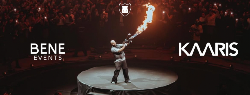 KAARIS EN SHOWCASE