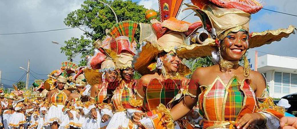 KARNAVAL KOM Ô PAYI 