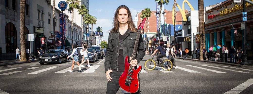 Kiko Loureiro (Megadeth) + PoppyStreet au Hard Rock Cafe
