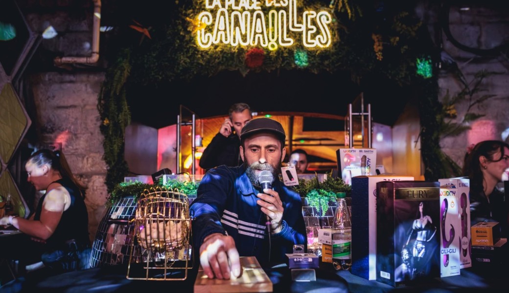 LA COQUINIERE X LES CANAILLES