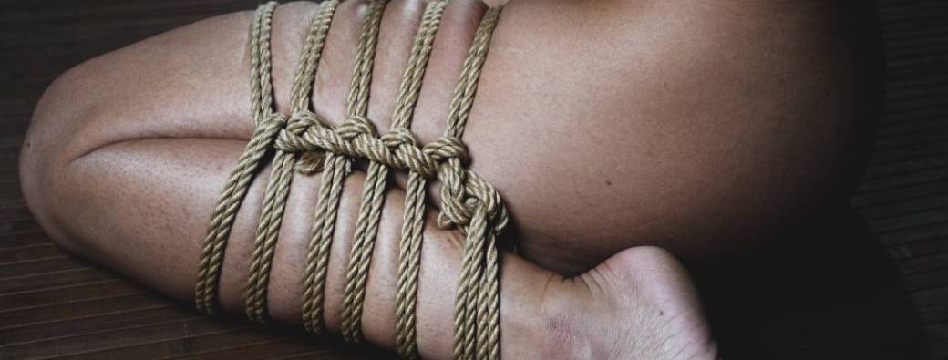 Le FUTOMOMO de Seb Kinbaku
