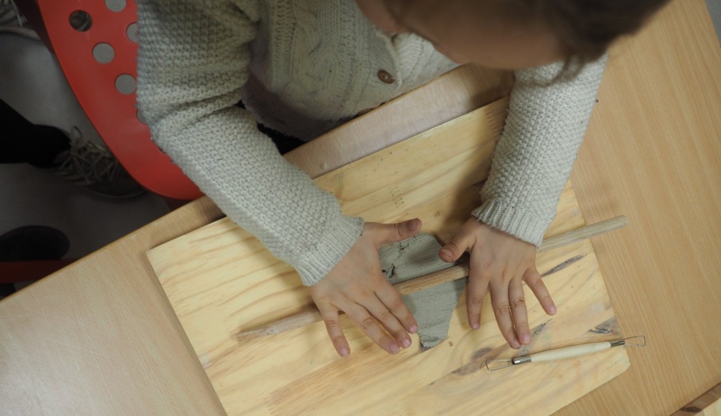 Le modelage : une médiation artistique à visée thérapeutique