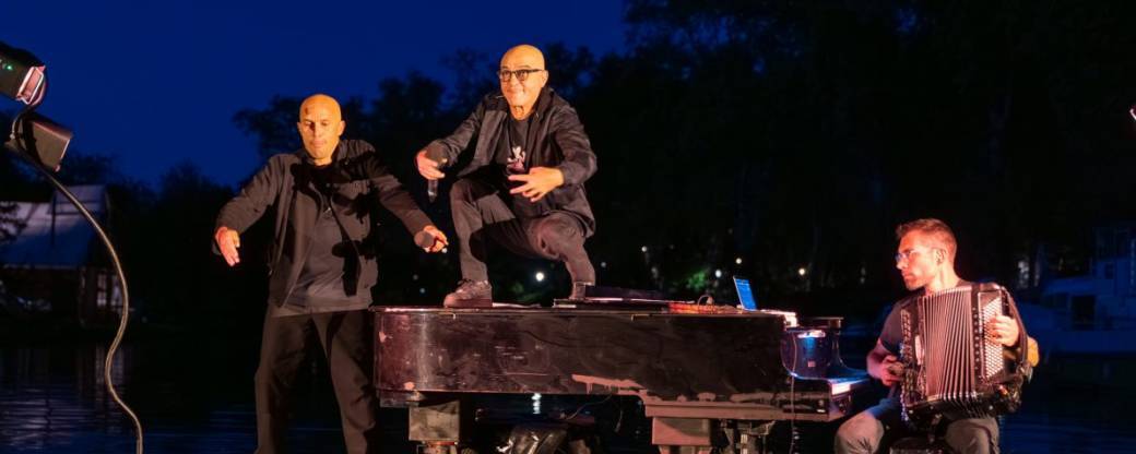 MOUSS & HAKIM (ex Zebda) et le pianO du lac - VENTENAC en MINERVOIS (11) - Canal du Midi