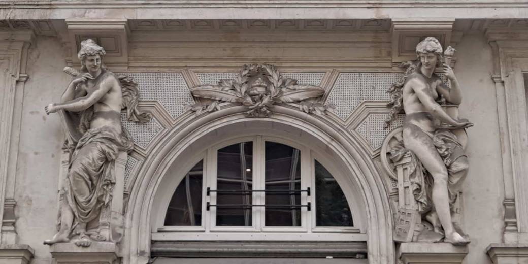 Le quartier de la Presse, de la Poste du Louvre à la Bourse