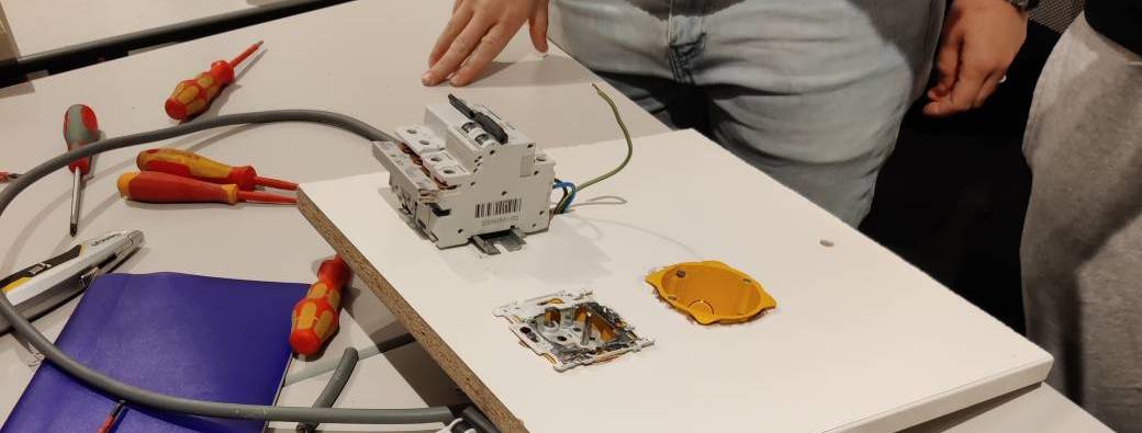 Électricité Niveau 2 : Les secrets de l'installation domestique