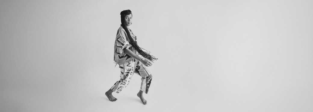 Lecture de poèmes par Aja Monet