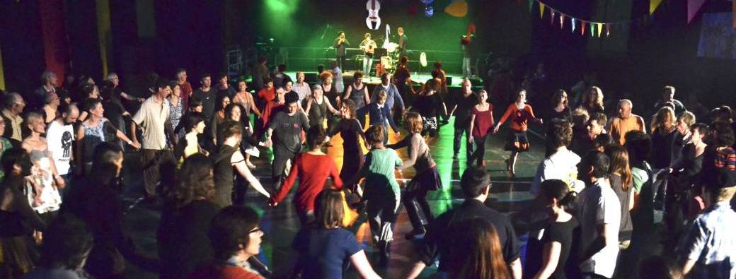 Les Ateliers "Danse et Musique Folk"