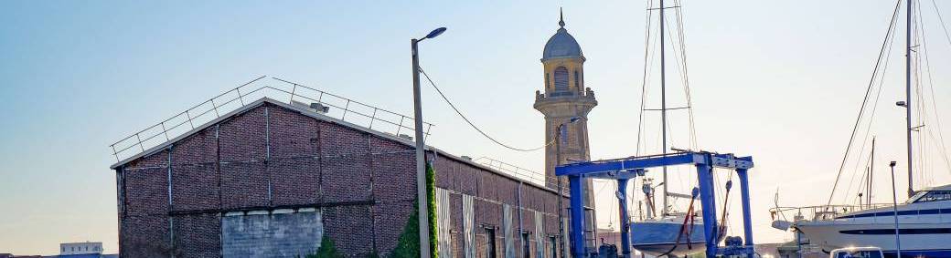 Les hangars, témoins d’un port en mutation