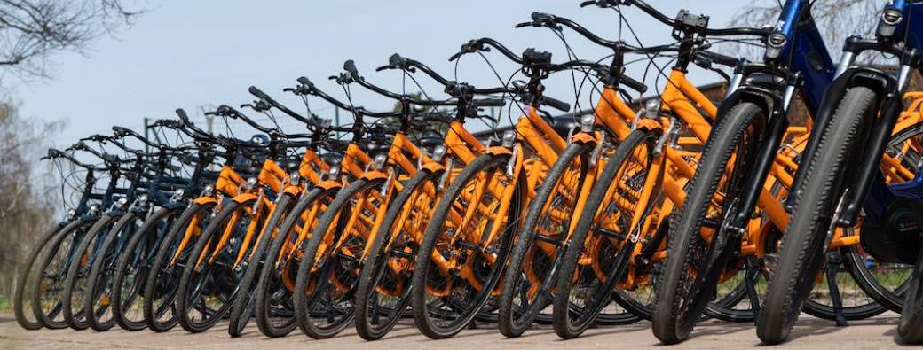 Location de vélos à Cluny(71) situé à coté du Parking gratuit Voie Verte