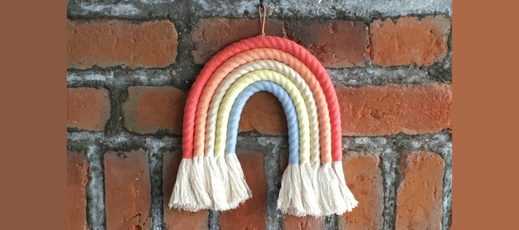 MAKE | ATELIER Rainbow Macrame