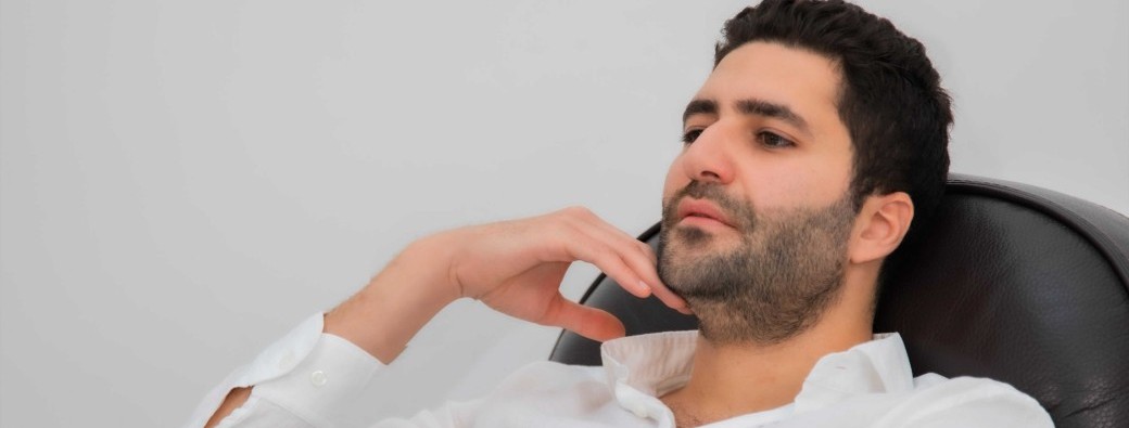 Malik Belkhodja dans "Charo Responsable"