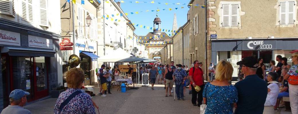 Marché artisanal de la Fête de la vigne à Givry