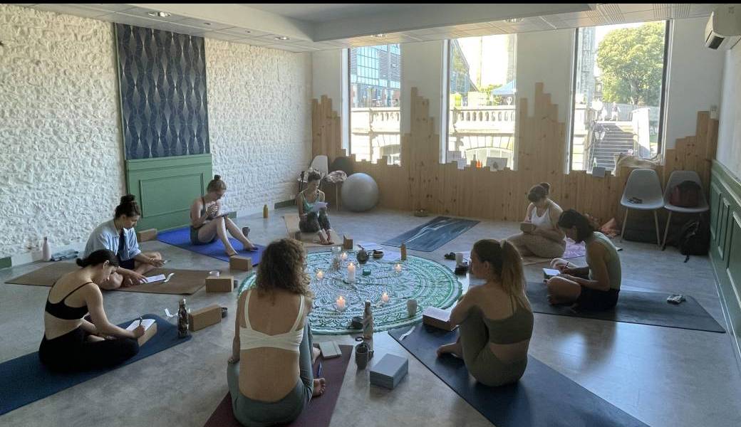 Matinée yoga - Laisse briller ton cœur 
