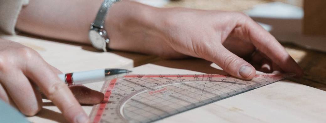 Menuiserie : Construire avec le bois