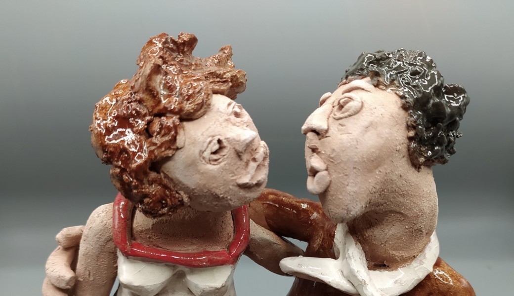 modelez l'argile et créer en duo