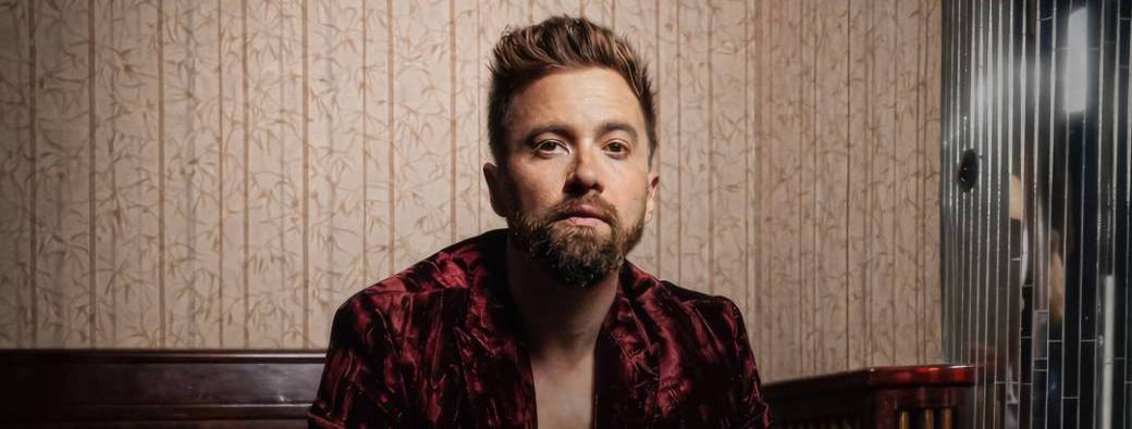 NINO ARIAL - PARKING VIP