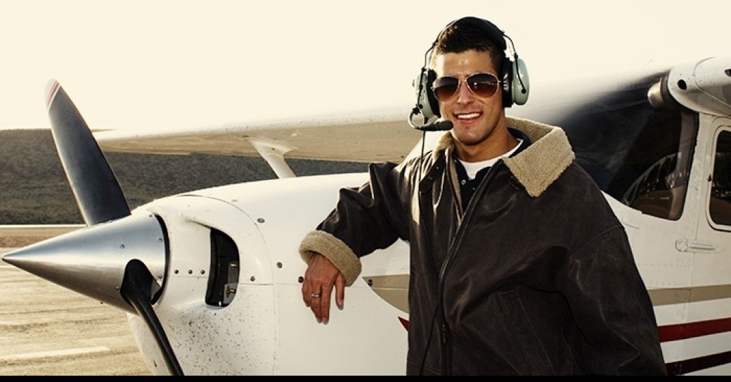 OFFREZ LUI UN VOL OFFREZ LUI UN VOL