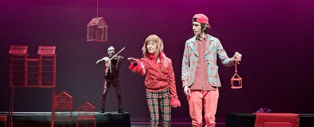 Un Chat Botté – le chat qui savait parler et penser - Compagnie Hana San Studio Un Chat Botté – le chat qui savait parler et penser - Compagnie Hana San Studio