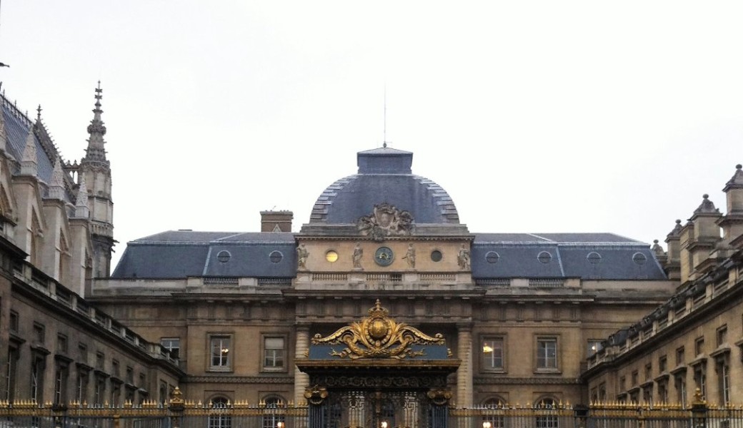 	Palais de justice (île de la Cité) / procès cours d' assises en live